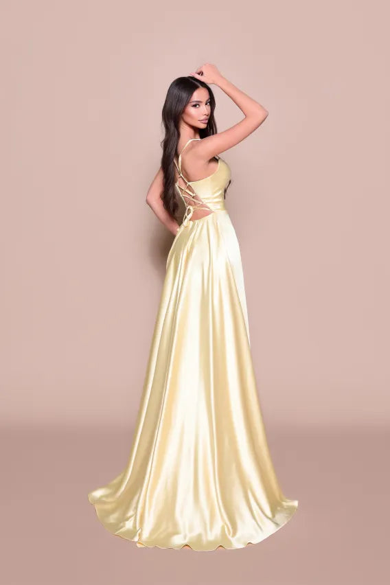 NBM3019 | Nicoletta