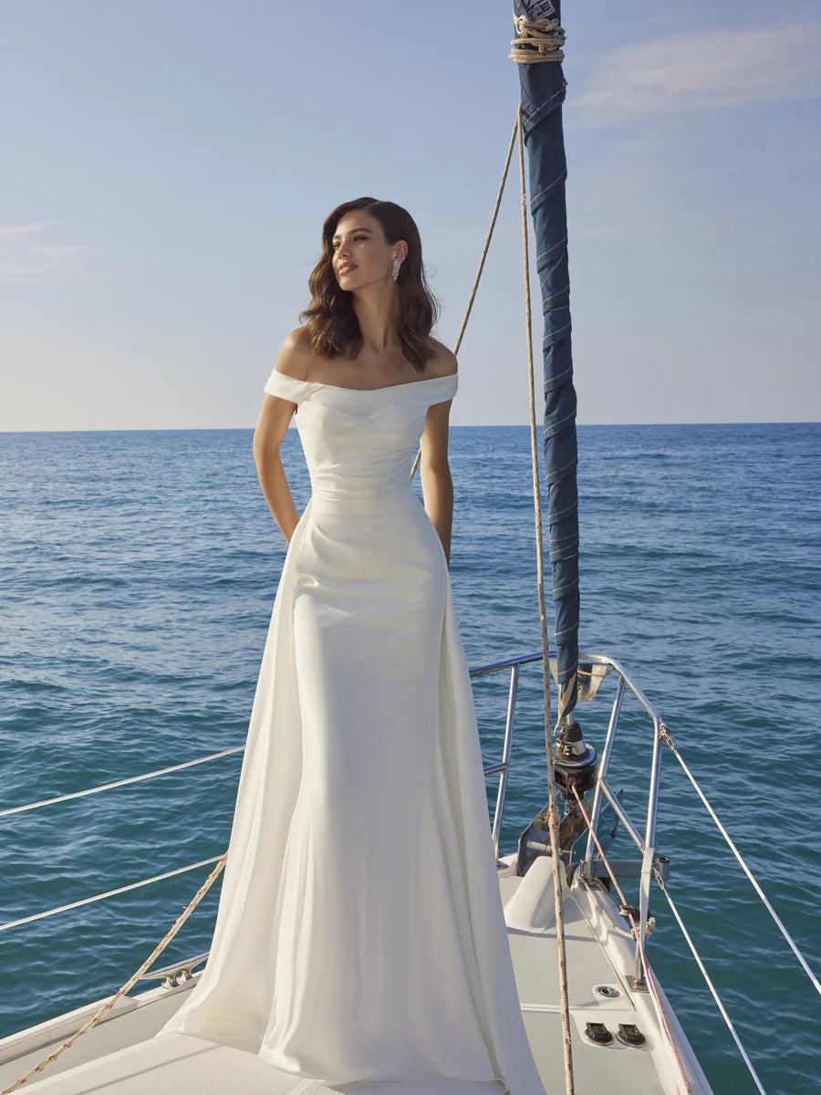Yelena | Veni Infantino