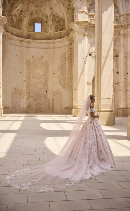 Hideko | Veni Infantino