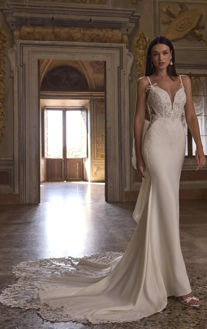 Adella | Veni Infantino