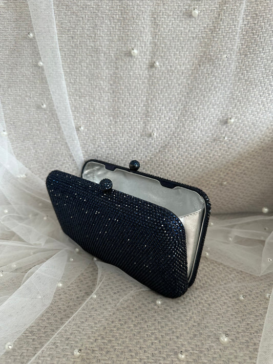 SHORT CRYSTAL | CLUTCH