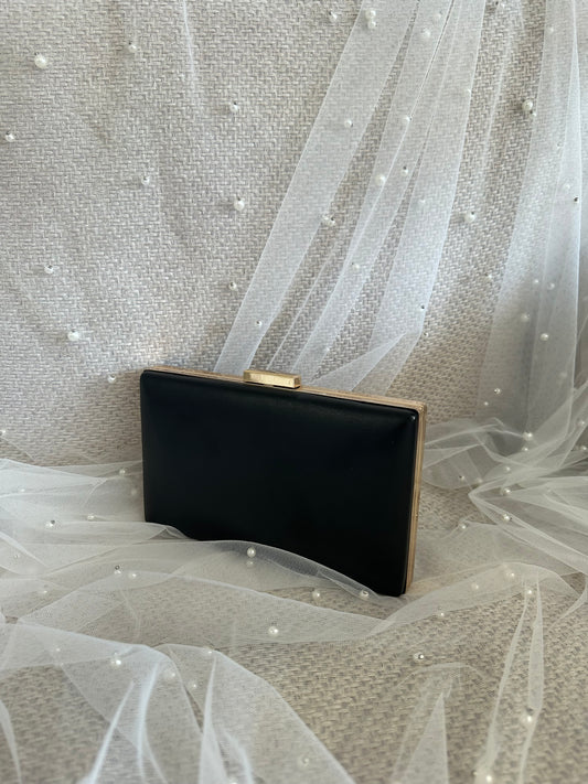 MATTE FABRIC | CLUTCH