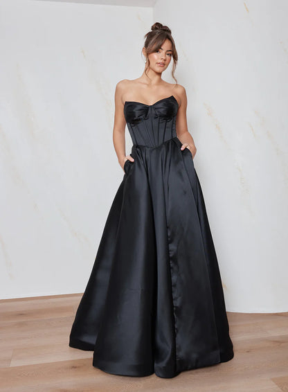 Della | Tania Olsen Designs