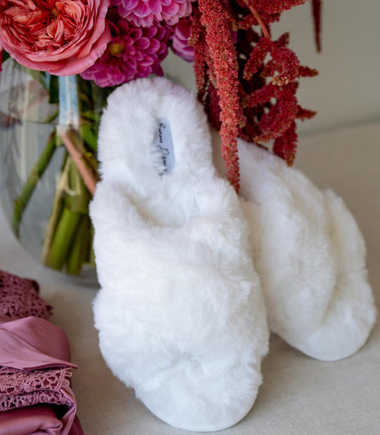 Ivory Plush | Slippers