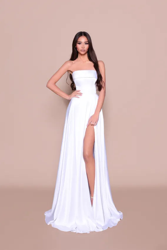 NBM3034 | Nicoletta