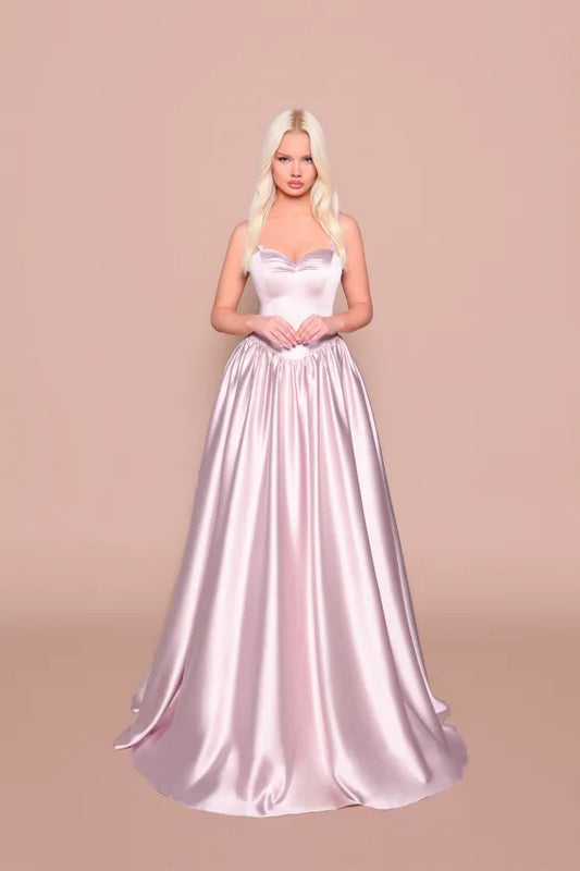 NBM3038 | Nicoletta