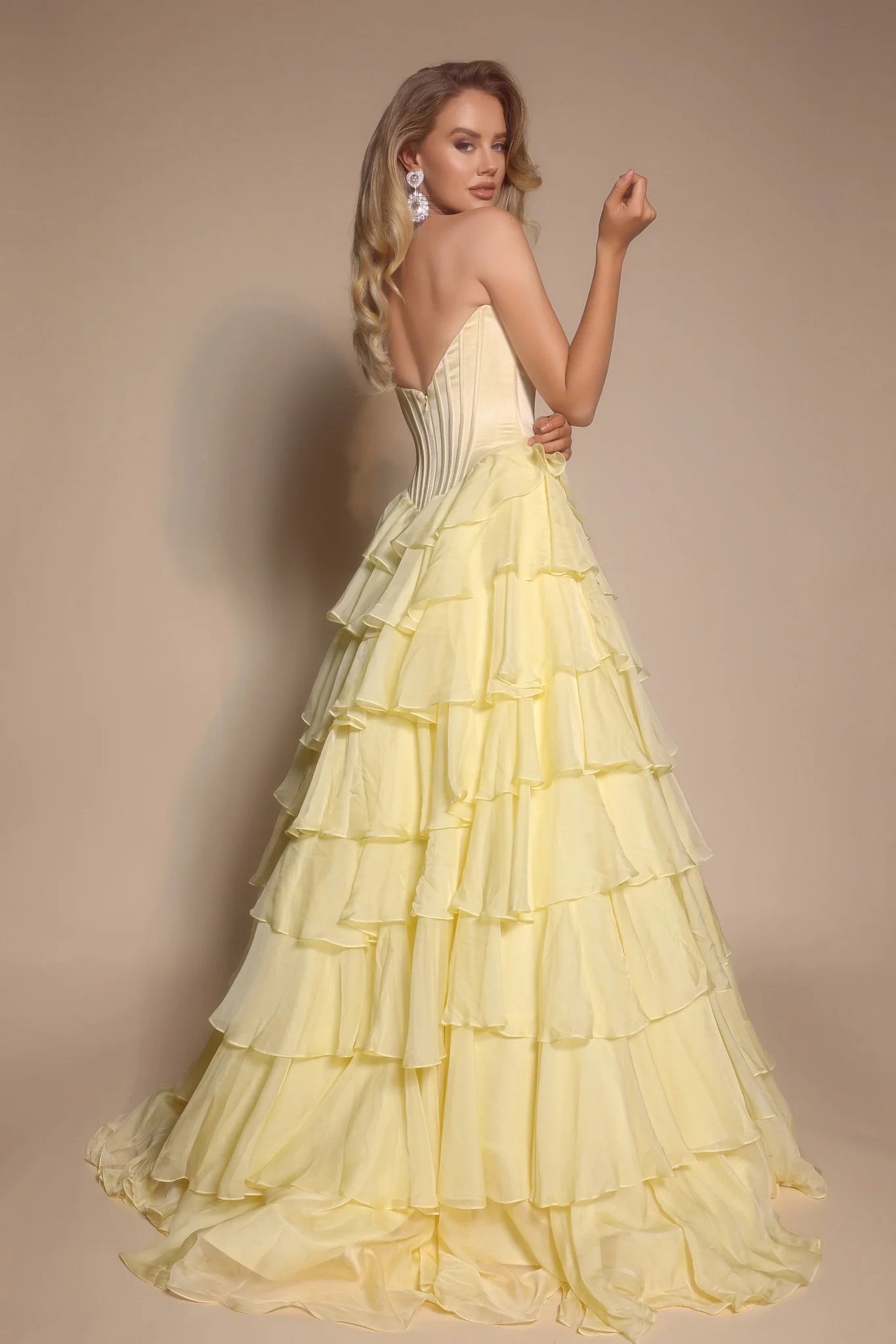 PS25963 | Portia and Scarlett